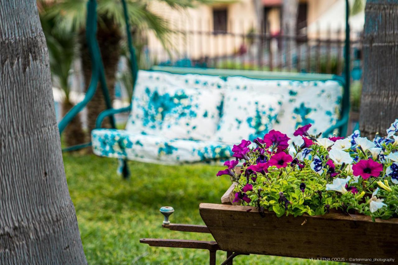 Casa vacanze ETNA COCUS Santa Venerina Esterno foto