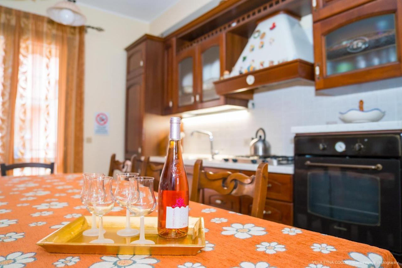 Casa vacanze ETNA COCUS Santa Venerina Esterno foto