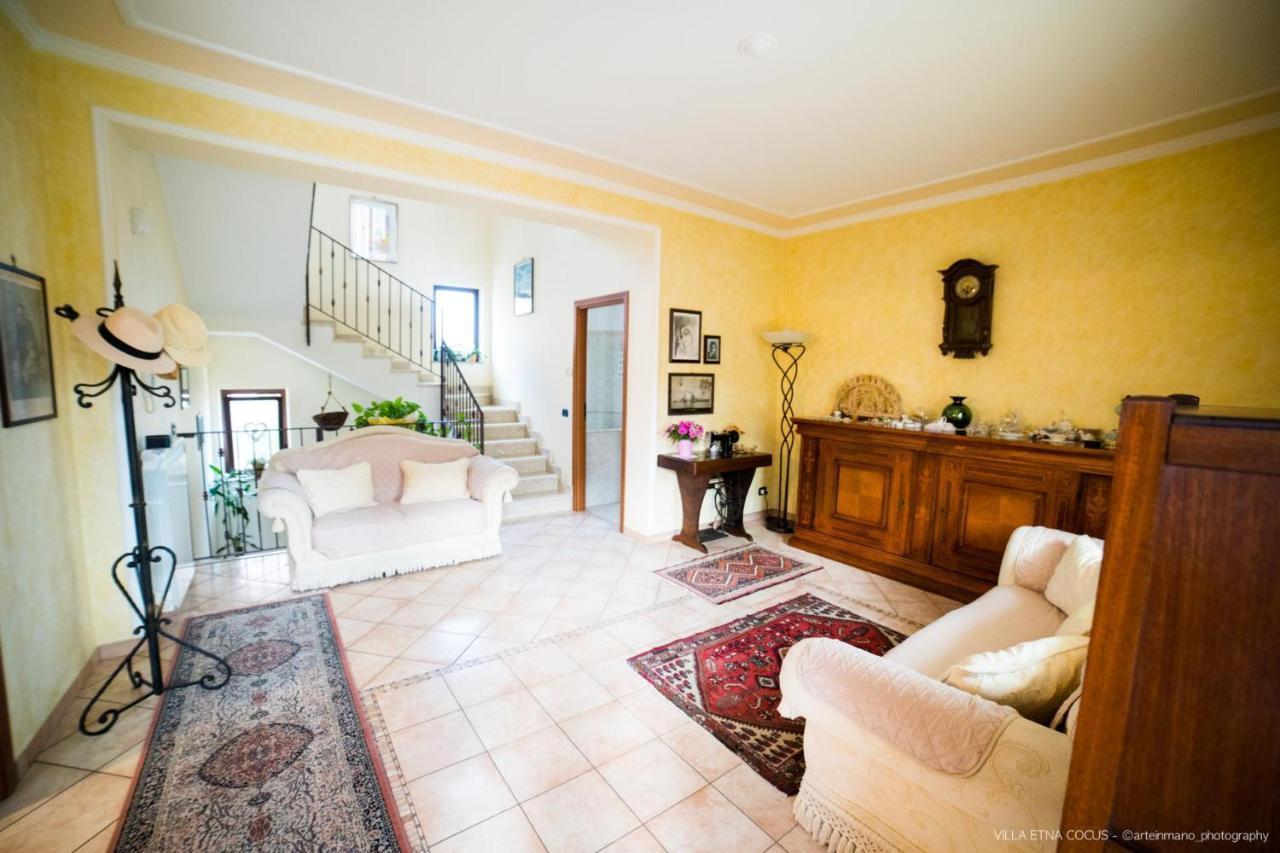 Casa vacanze ETNA COCUS Santa Venerina Esterno foto