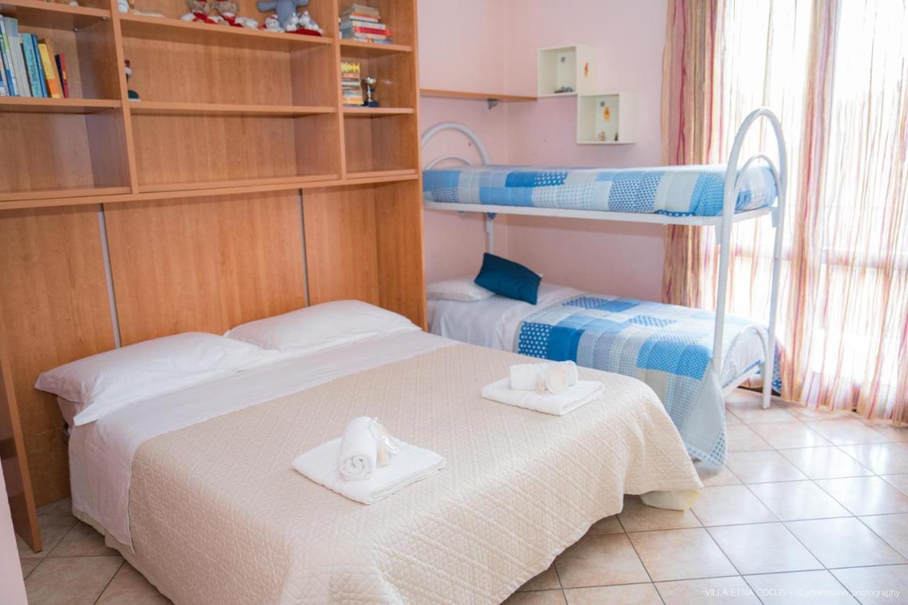 Casa vacanze ETNA COCUS Santa Venerina Esterno foto