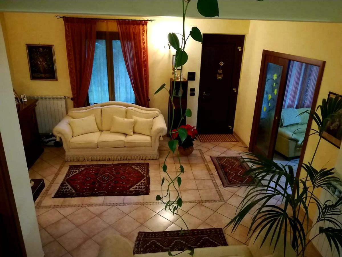 Casa vacanze ETNA COCUS Santa Venerina Esterno foto