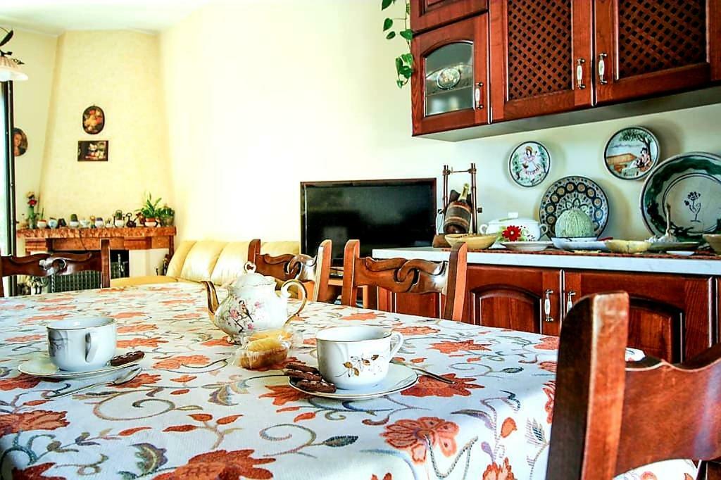 Casa vacanze ETNA COCUS Santa Venerina Esterno foto