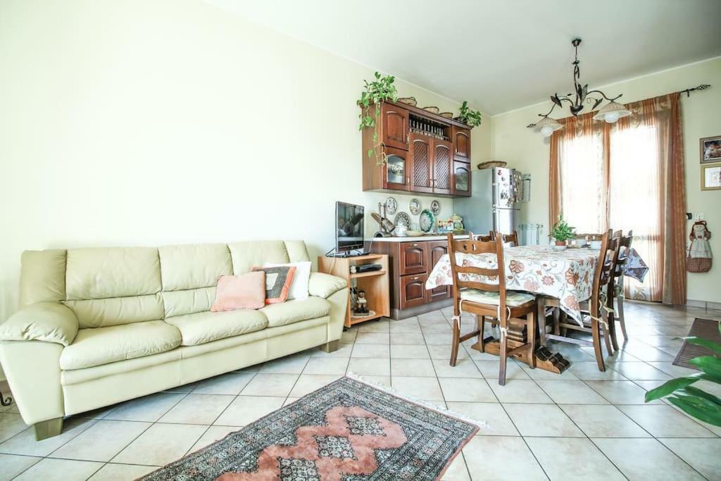 Casa vacanze ETNA COCUS Santa Venerina Esterno foto